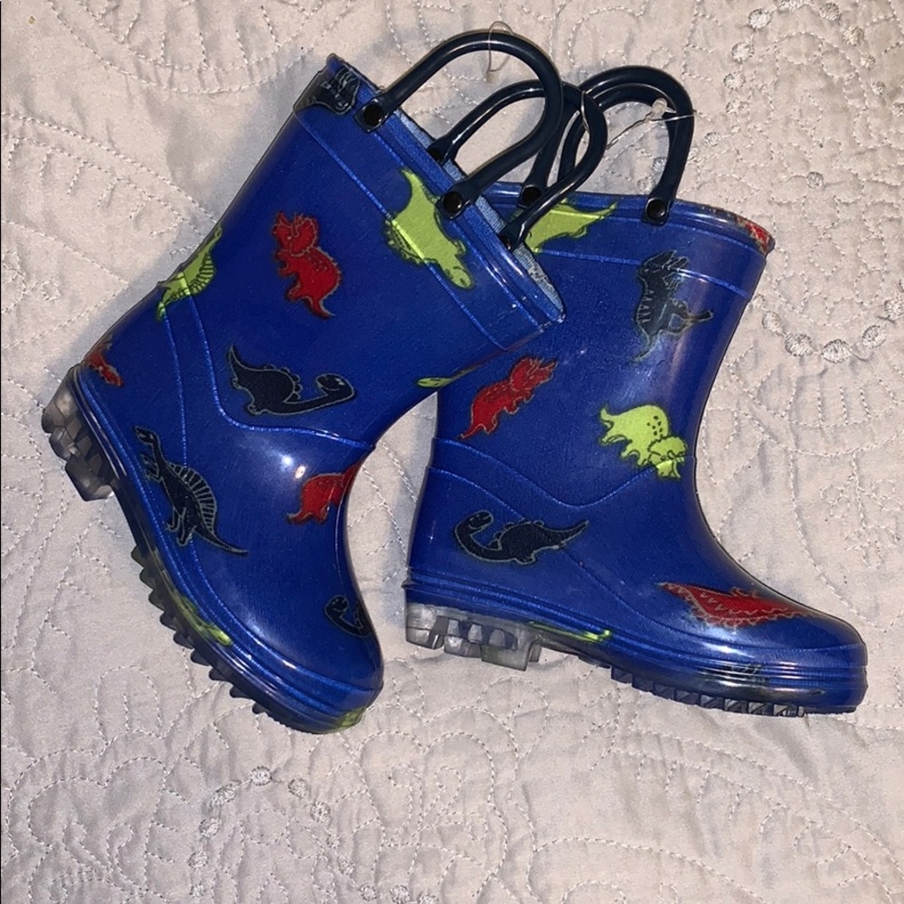 Toddler/Baby boy Rain boots. Size 5. NEW